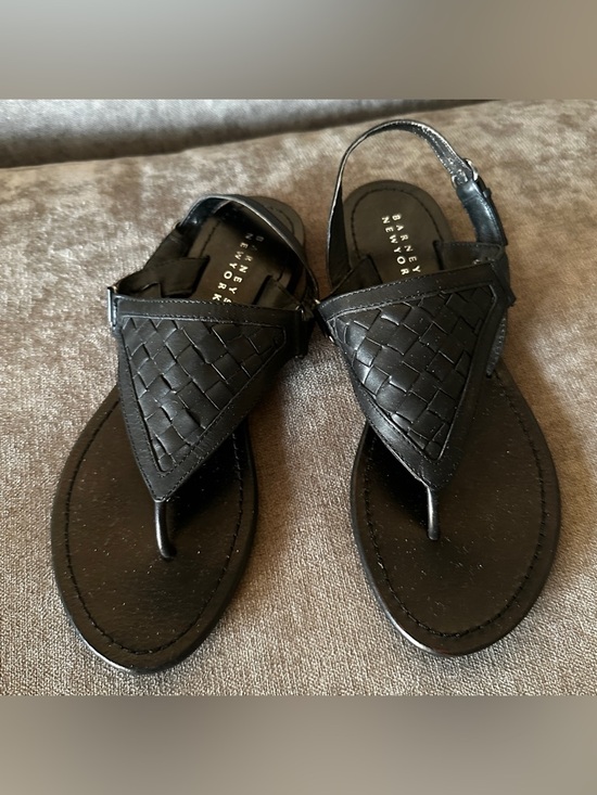 Barneys New York Shoes - BARNEYS New York Black Woven Leather Thong Sandals RARE Size 36 US 6